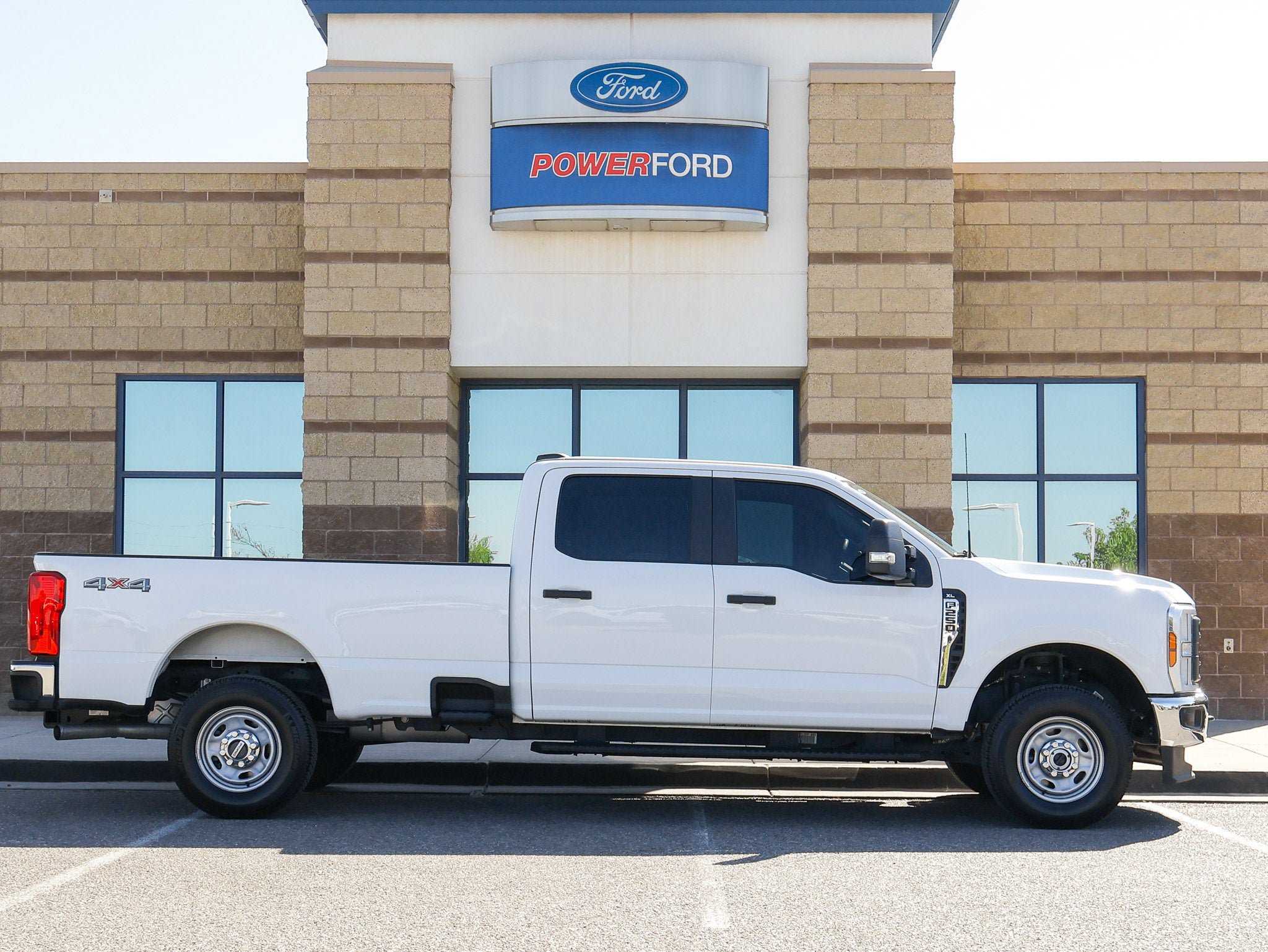 Certified 2024 Ford F250 XL w/ XL Chrome Package AWD/4WD image 4