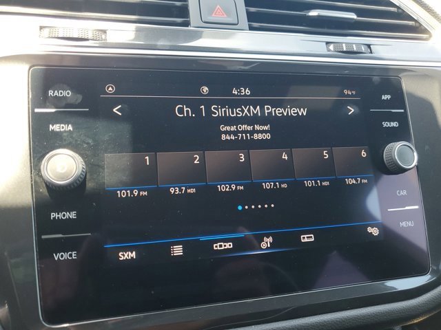 Used 2022 Volkswagen Tiguan SE R-Line image 29