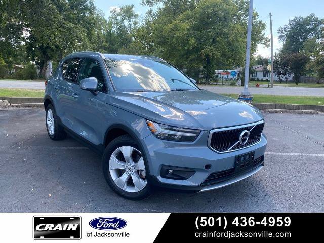 Used 2022 Volvo XC40 T5 Momentum