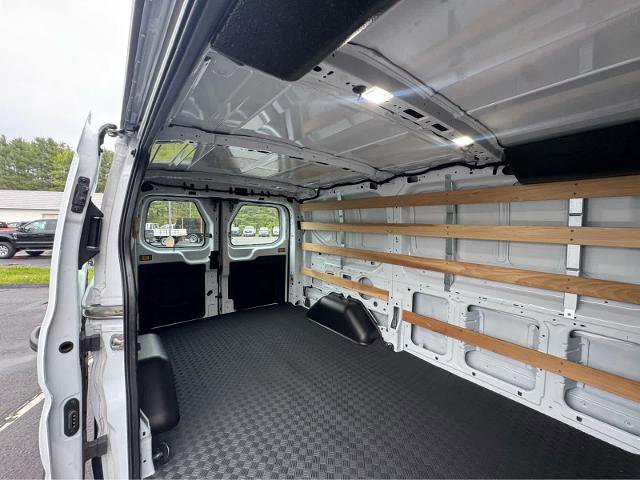 Certified 2025 Ford Transit 250 Low Roof w/ Exterior Upgrade Package RWD image 9