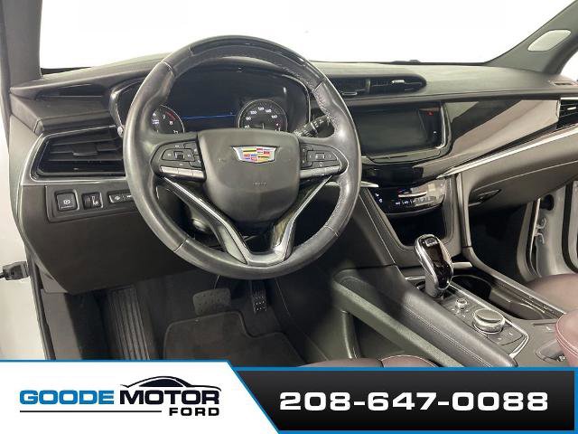Used 2022 Cadillac XT6 Premium Luxury w/ Technology Package AWD/4WD image 8