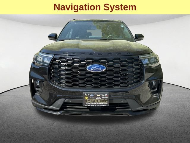 Certified 2025 Ford Explorer ST-Line w/ ST-Line Street Pack AWD/4WD image 4