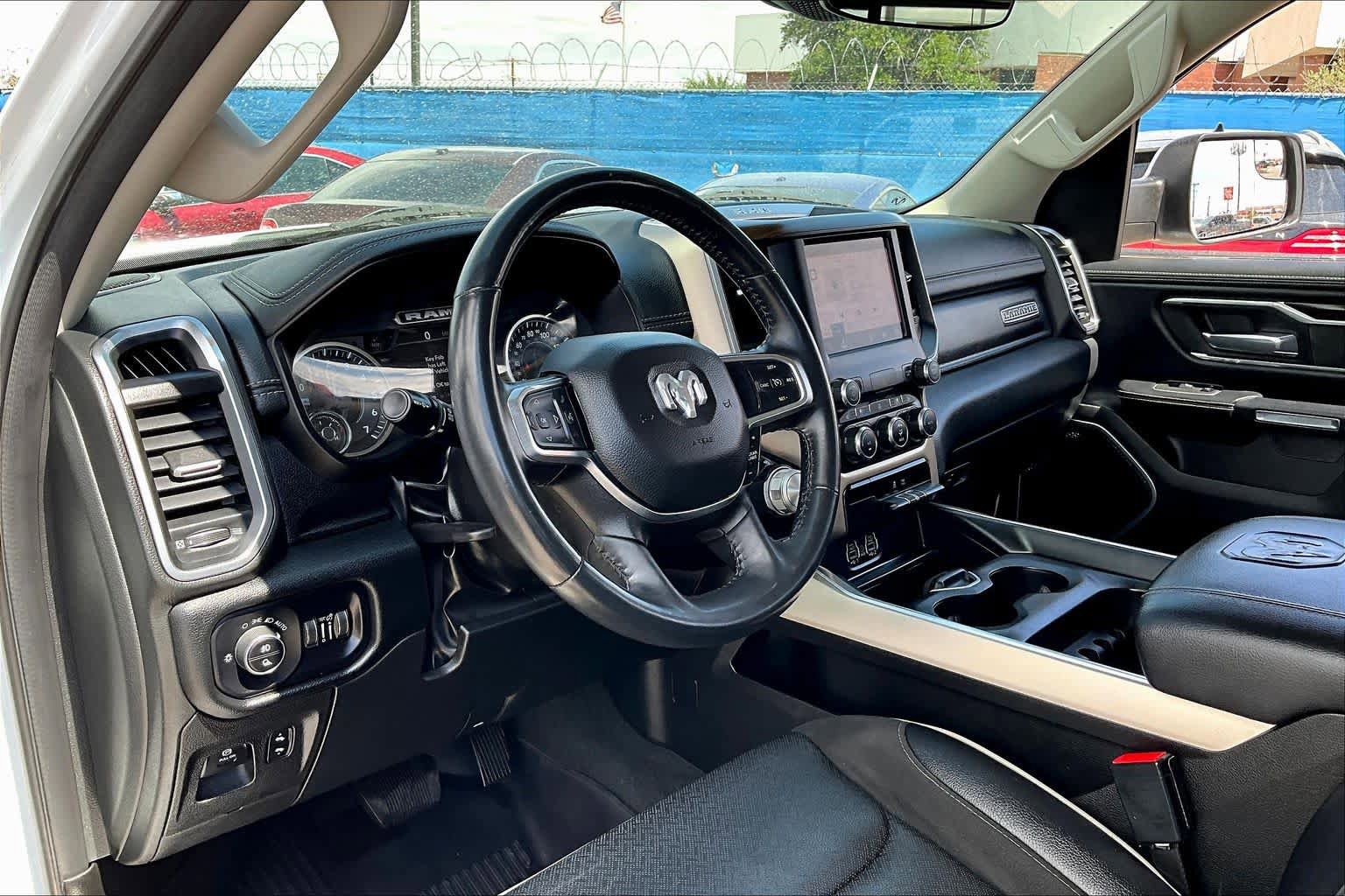 Used 2022 RAM 1500 Laramie RWD image 16