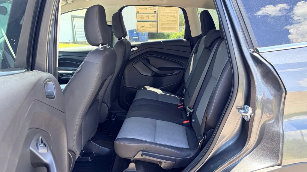 Certified 2018 Ford Escape SE w/ SE Sync 3 Package AWD/4WD image 24