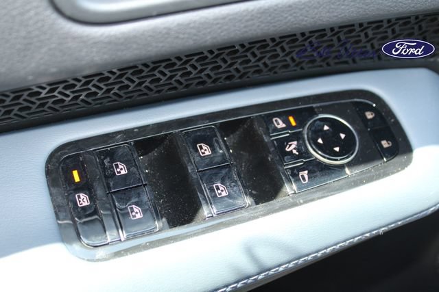 Used 2023 Nissan Ariya AWD/4WD image 22