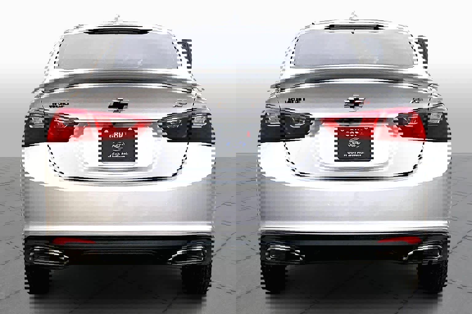 Used 2022 Chevrolet Malibu RS image 2