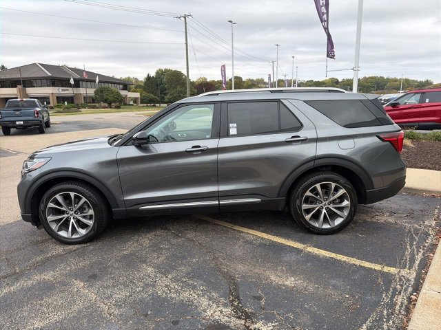 Certified 2025 Ford Explorer Platinum w/ Ultimate Package image 2