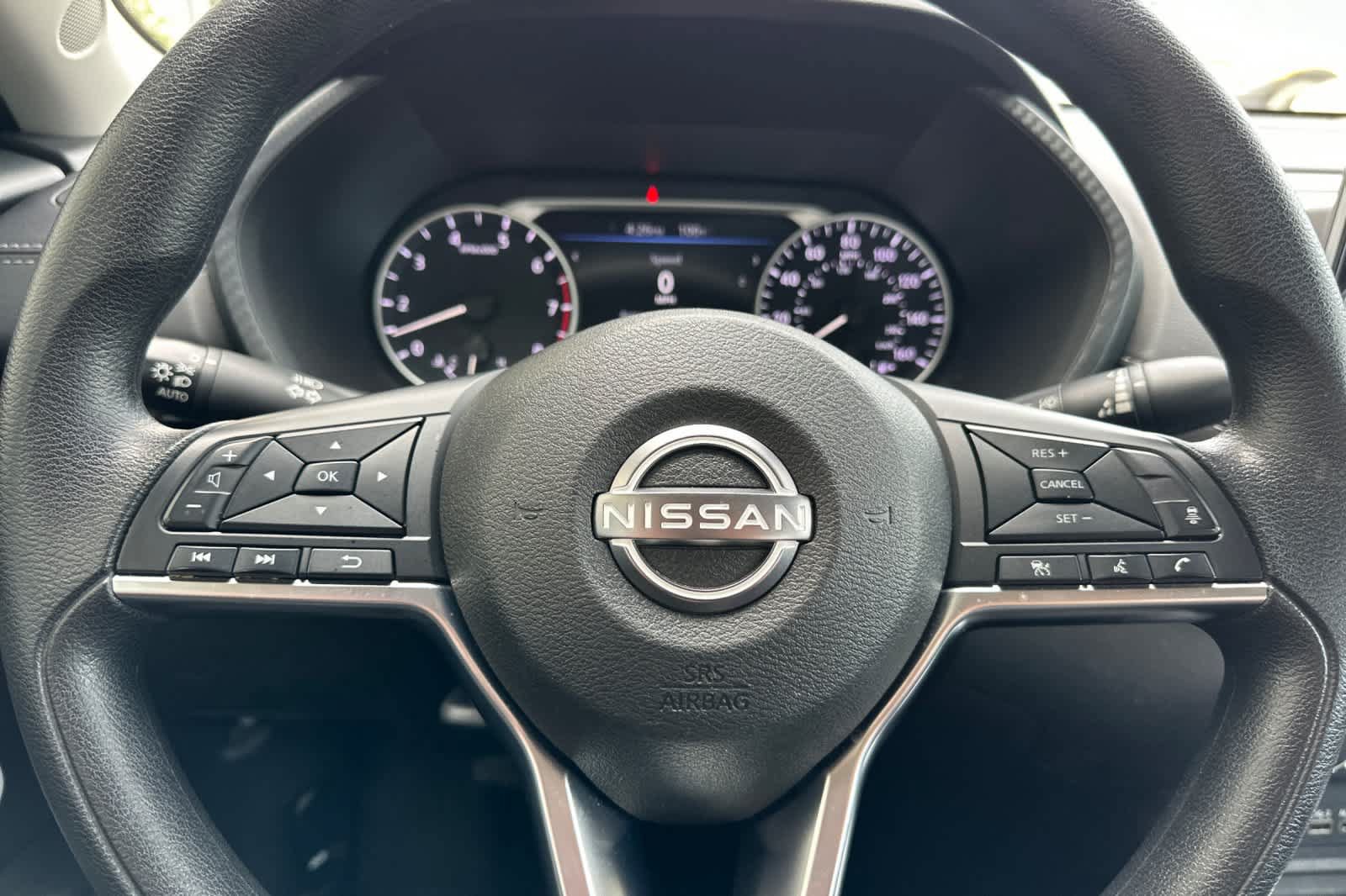 Used 2024 Nissan Sentra SV FWD image 23