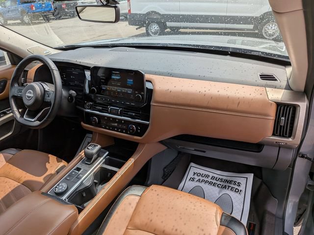 Used 2024 Nissan Pathfinder Platinum w/ Cargo Package AWD/4WD image 24