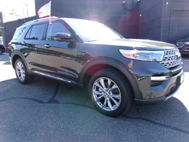 Certified 2023 Ford Explorer Limited w/ Equipment Group 301A AWD/4WD image 3