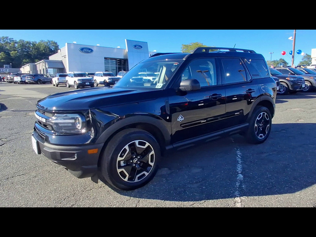 Certified 2023 Ford Bronco Sport Outer Banks AWD/4WD image 4