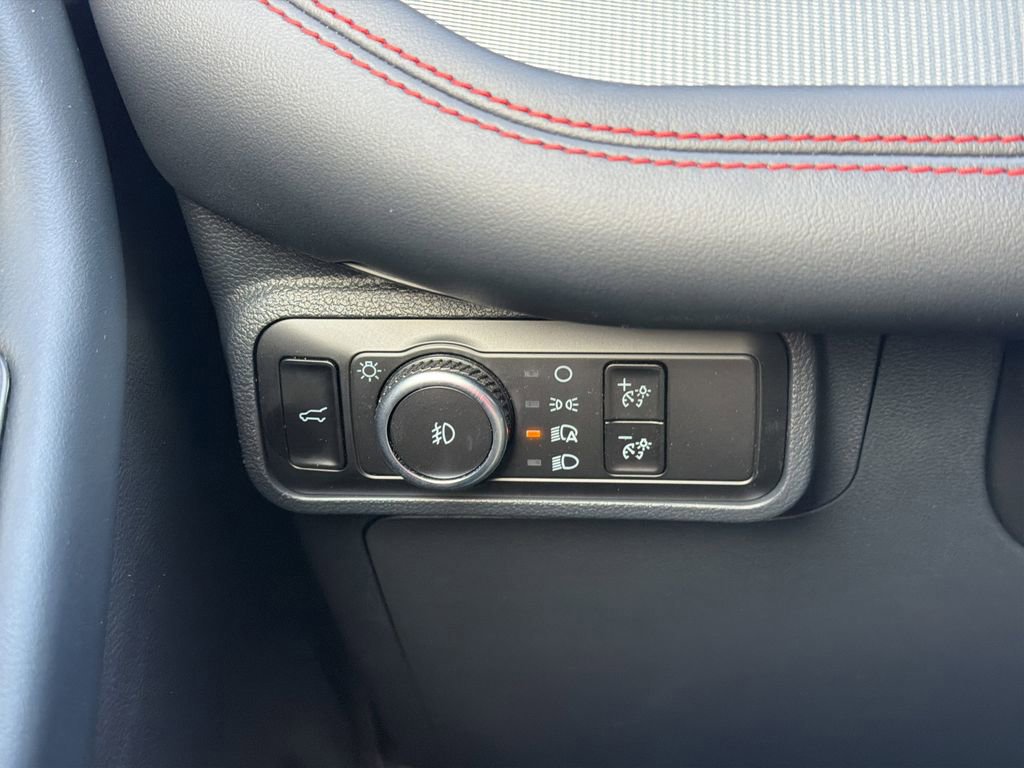 Certified 2025 Ford Explorer ST-Line w/ Premium Package image 29