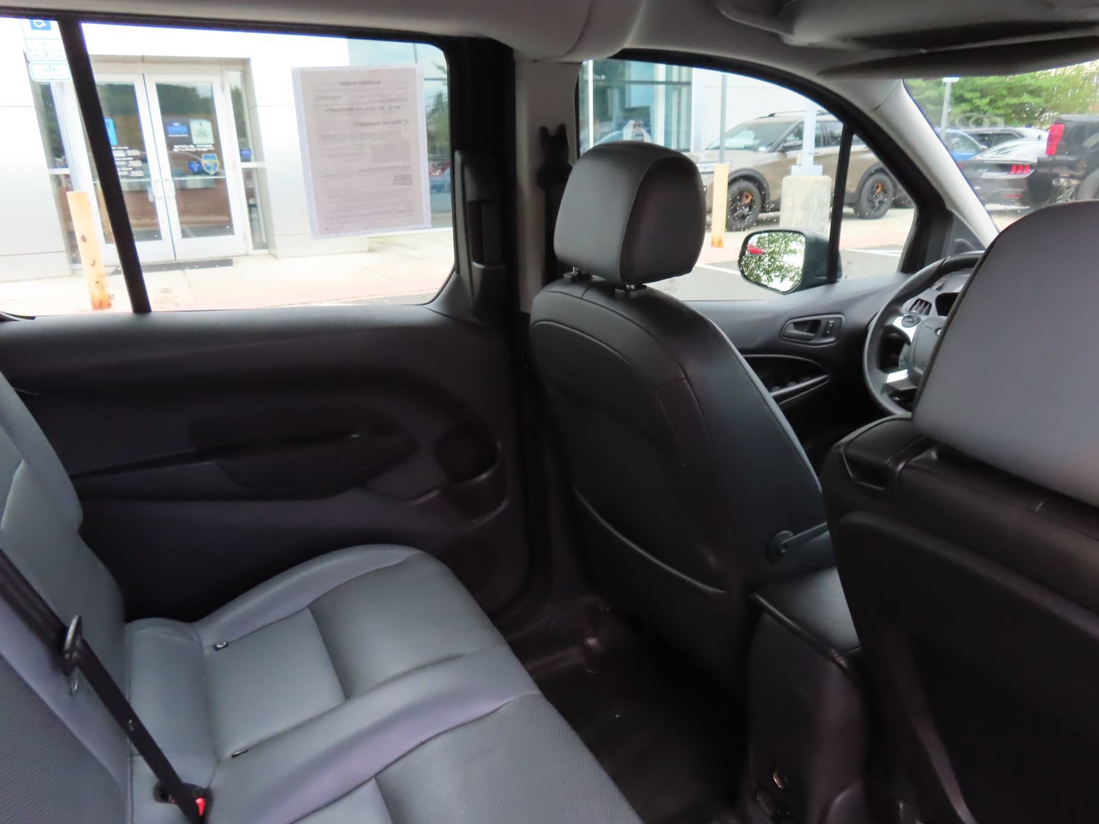 Certified 2017 Ford Transit Connect XL FWD image 29