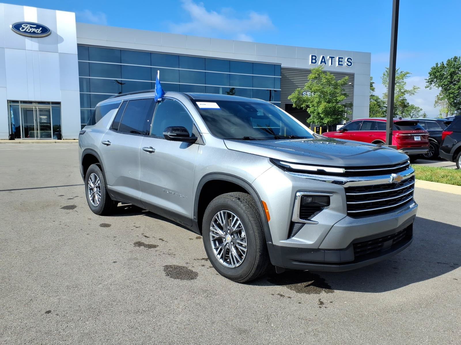 Used 2026 Chevrolet Traverse LT