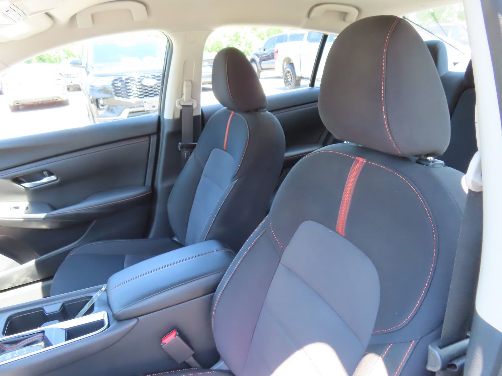 Used 2025 Nissan Sentra SR w/ Midnight Edition FWD image 28