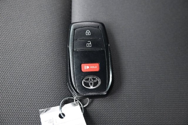 Used 2024 Toyota Tacoma SR AWD/4WD image 25
