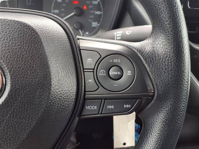 Used 2025 Toyota Corolla LE FWD image 13