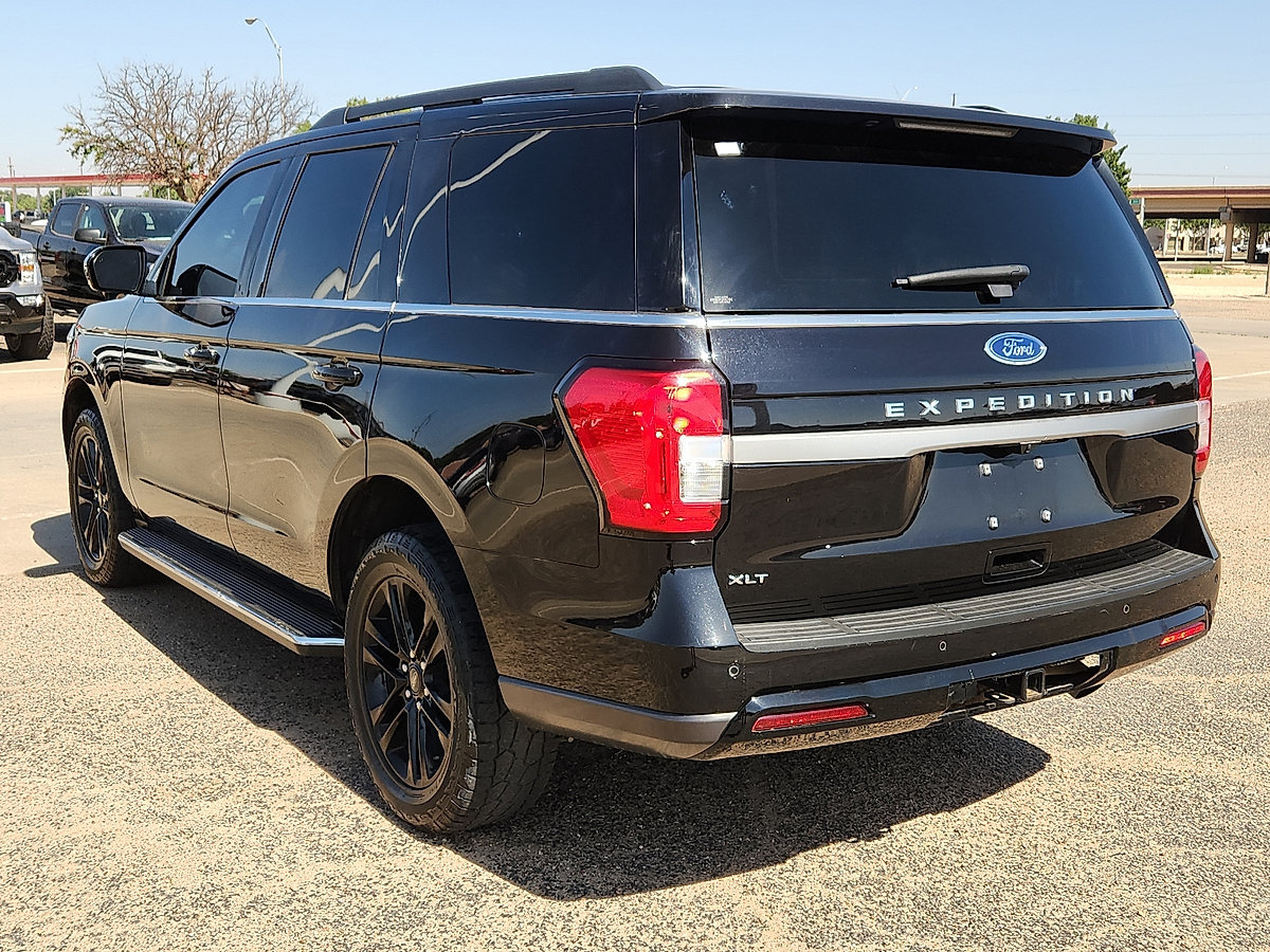 Certified 2023 Ford Expedition XLT AWD/4WD image 2