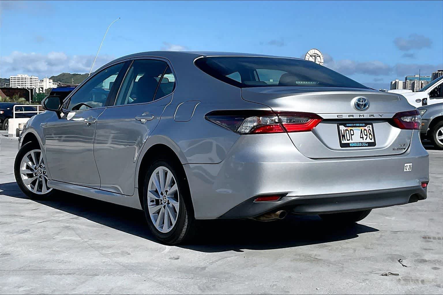 Used 2021 Toyota Camry LE FWD image 4