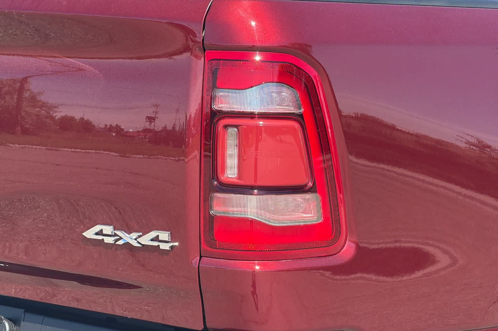 Used 2024 RAM 1500 Laramie AWD/4WD image 27