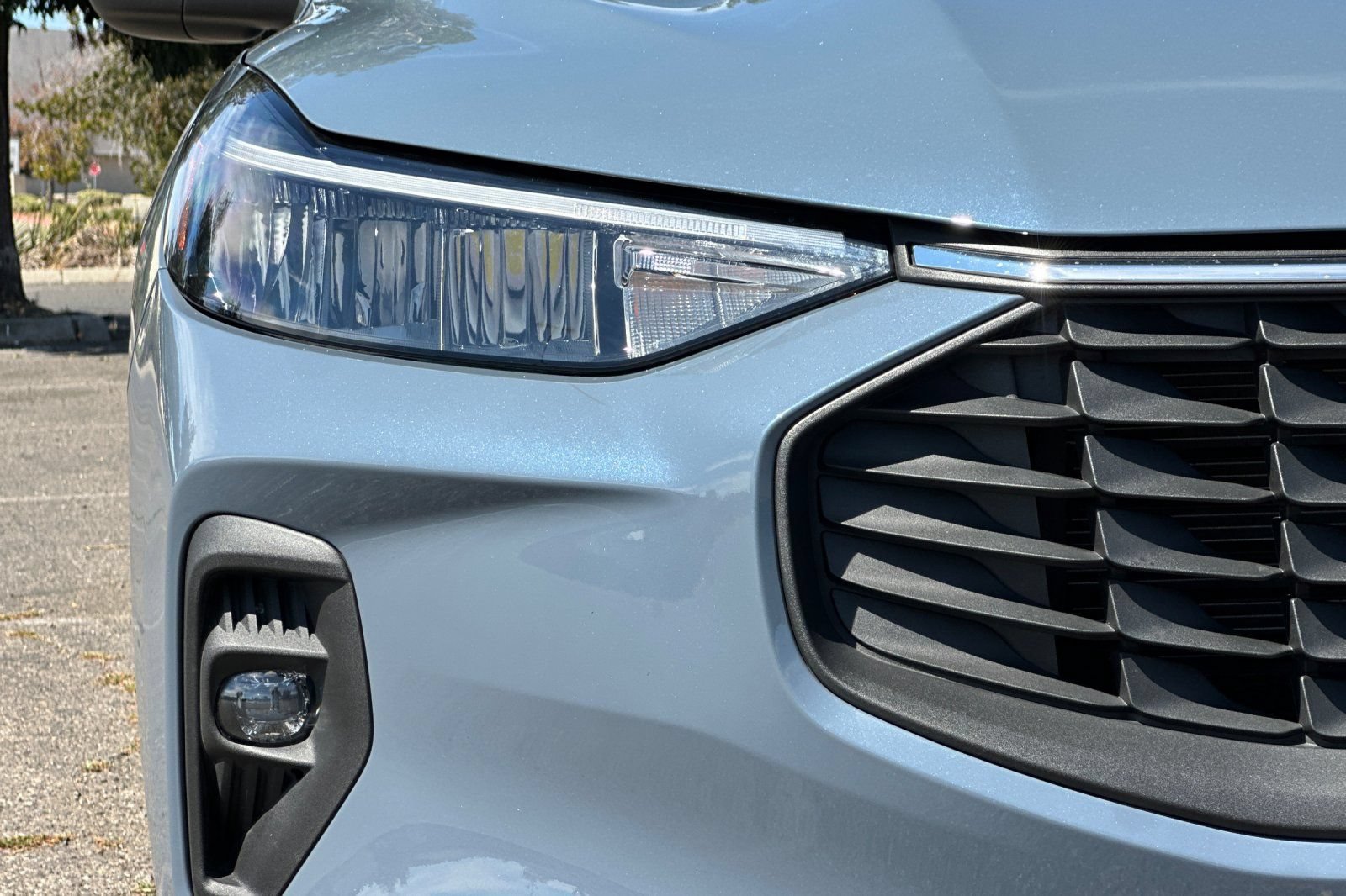 Certified 2025 Ford Escape SE FWD image 47