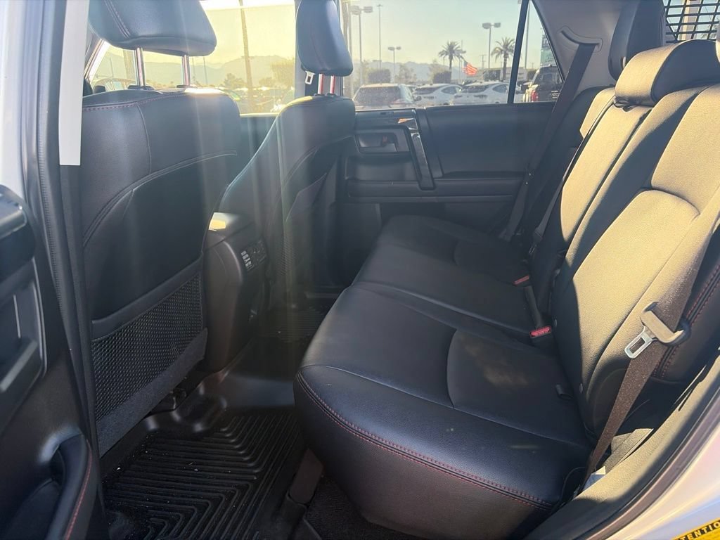 Used 2024 Toyota 4Runner TRD Off-Road Premium AWD/4WD image 4