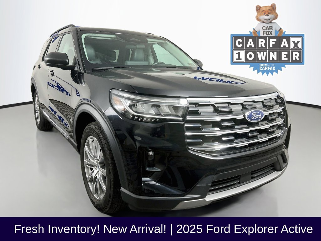 Certified 2025 Ford Explorer Active w/ Active Comfort Package AWD/4WD image 1