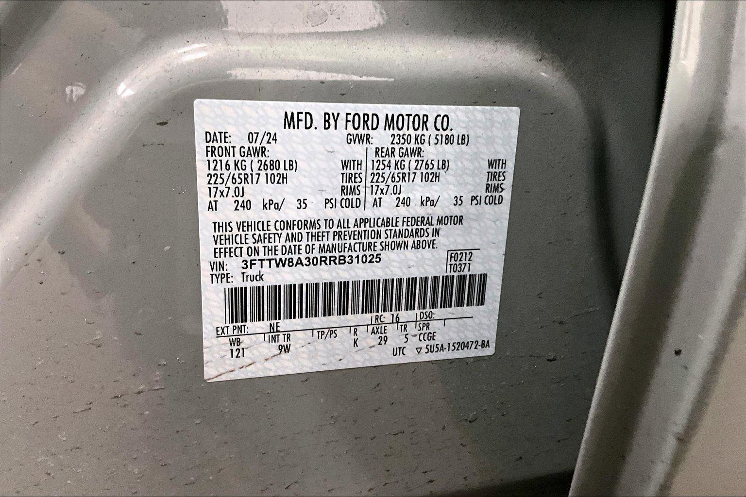 Certified 2024 Ford Maverick XL image 33