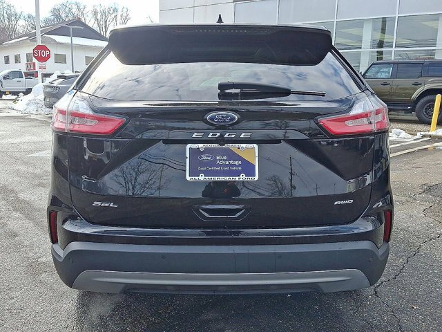 Certified 2022 Ford Edge SEL w/ Convenience Package AWD/4WD image 4