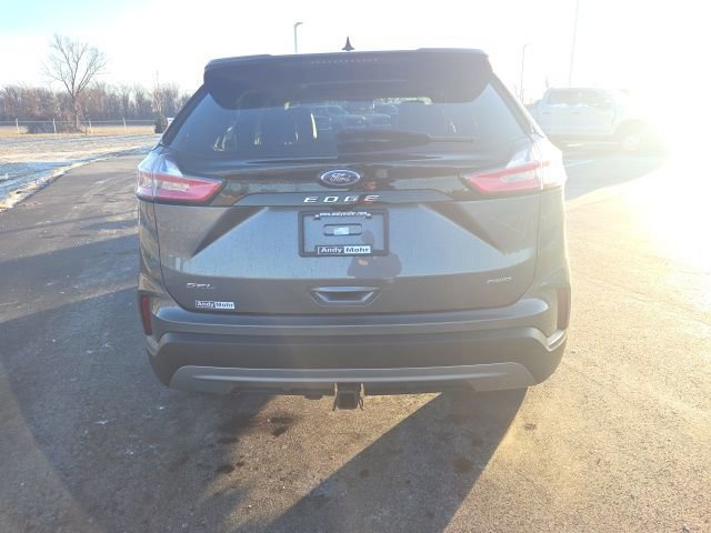 Certified 2024 Ford Edge SEL w/ Convenience Package image 3