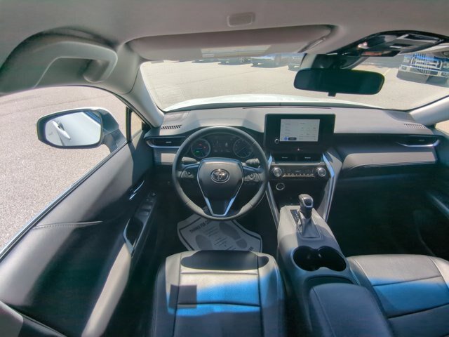 Used 2023 Toyota Venza LE AWD/4WD image 22