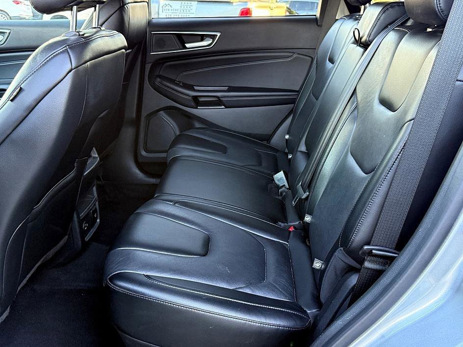 Certified 2022 Ford Edge Titanium image 28