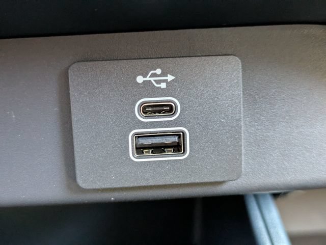Certified 2026 Ford Maverick Lariat AWD/4WD image 23