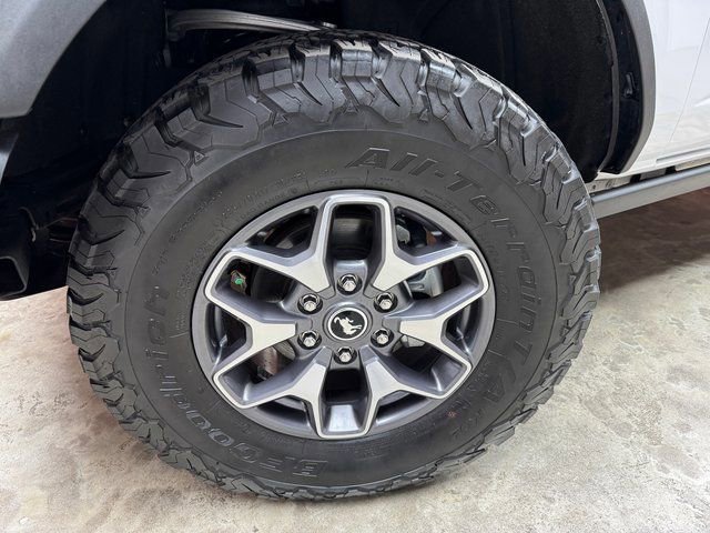 Certified 2023 Ford Bronco Badlands image 33