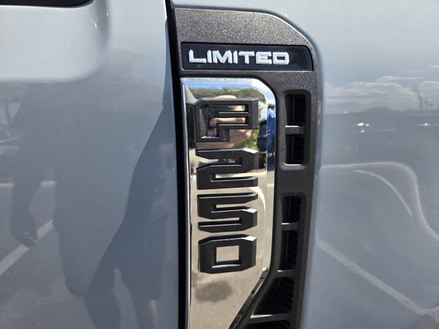 Certified 2024 Ford F250 Limited w/ FX4 Off-Road Package image 19