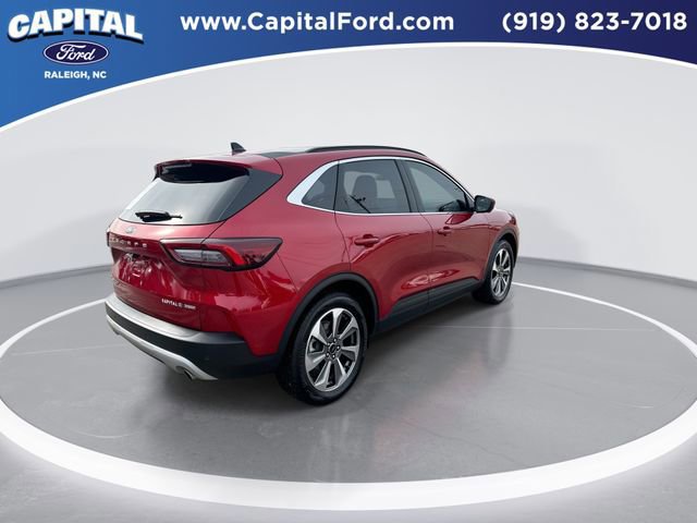Certified 2025 Ford Escape Platinum w/ Premium Technology Package image 6