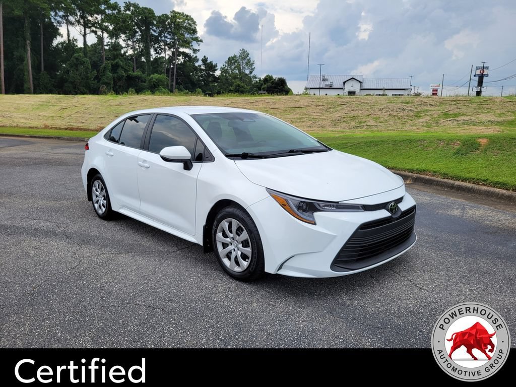 Used 2025 Toyota Corolla LE FWD image 9