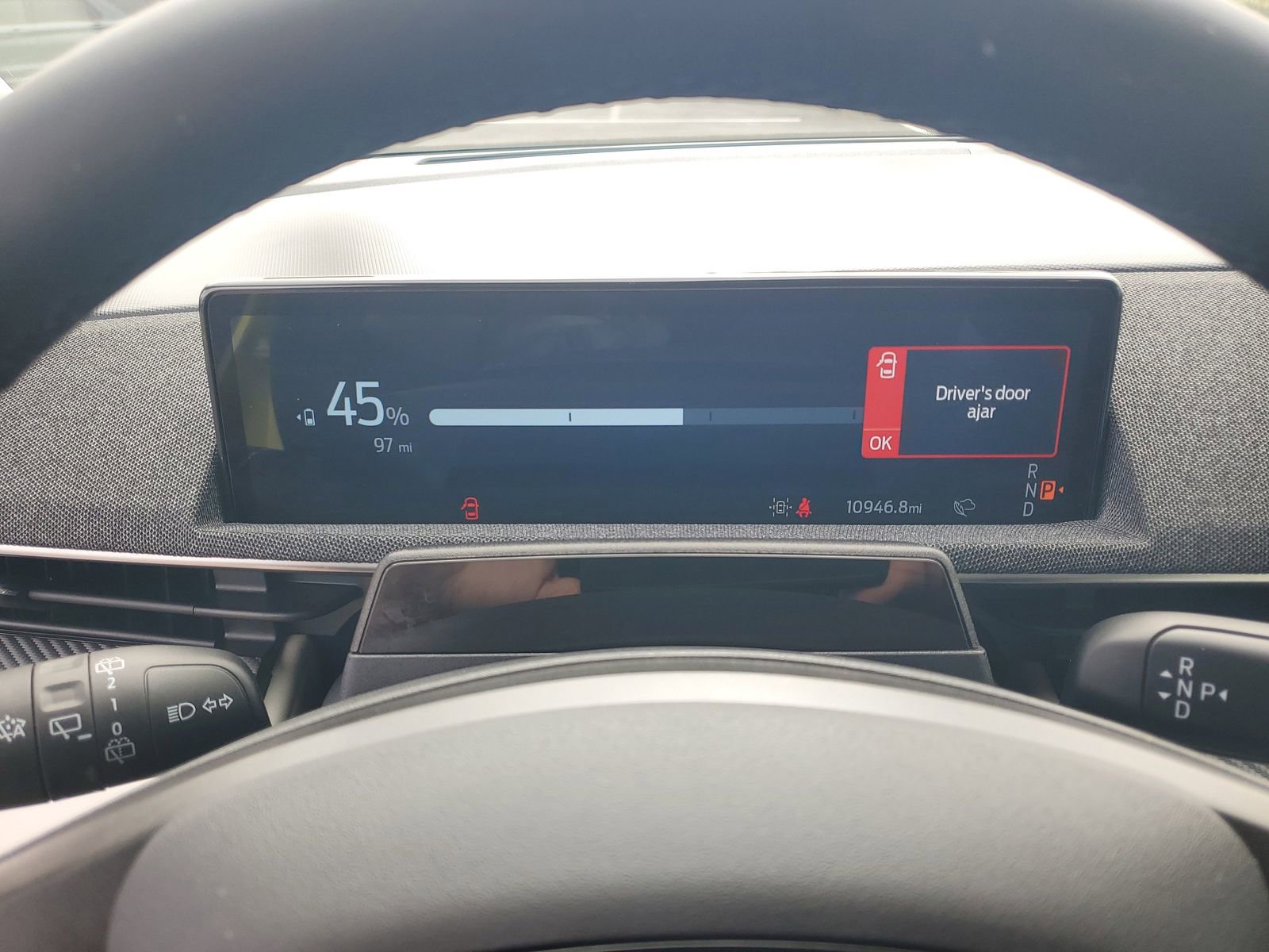 Certified 2025 Ford Mustang Mach-E Premium RWD image 22