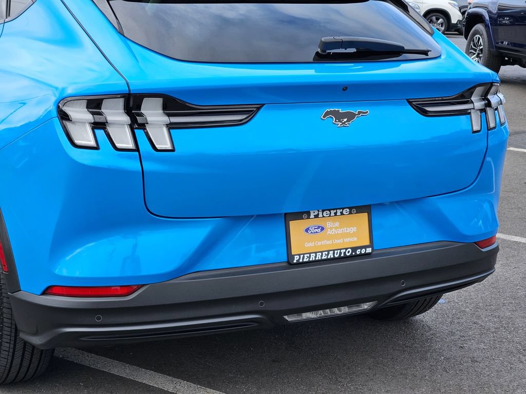 Certified 2022 Ford Mustang Mach-E Select AWD/4WD image 11