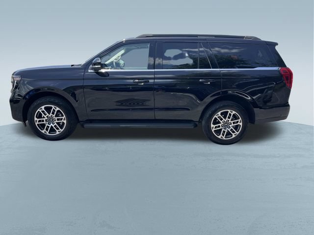 Certified 2025 Ford Expedition Active AWD/4WD image 8