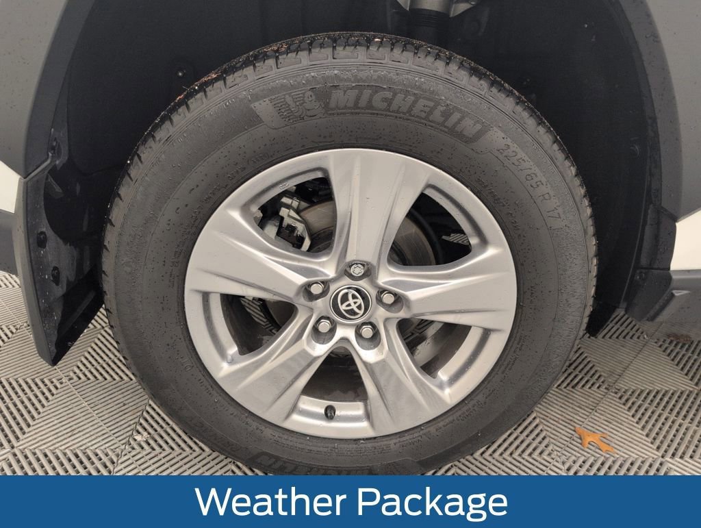 Used 2024 Toyota RAV4 XLE w/ Convenience Package image 18