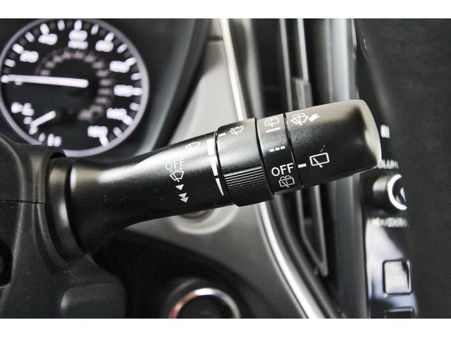 Used 2024 Subaru Crosstrek 2.0i Premium AWD/4WD image 17