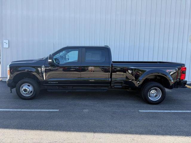 Certified 2023 Ford F350 XL w/ 360-Degree Camera Package AWD/4WD image 2