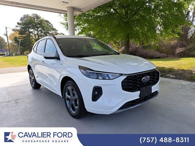 Certified 2023 Ford Escape ST-Line Select w/ Tech Pack #2 image 5