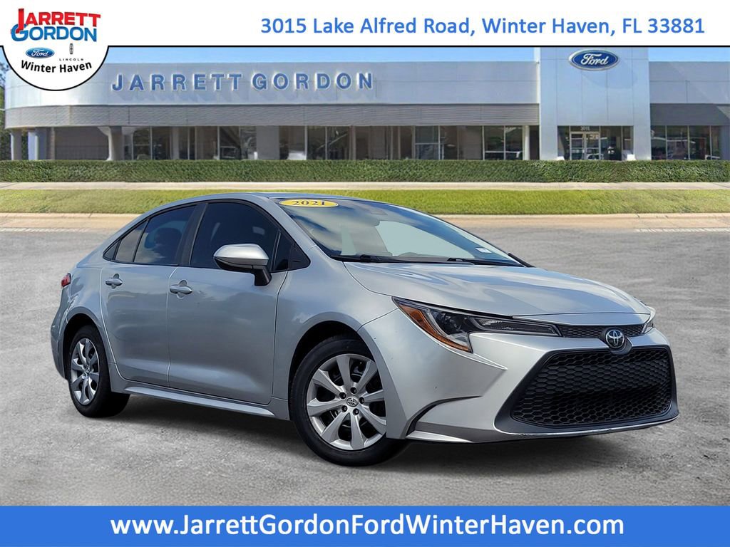Used 2021 Toyota Corolla LE FWD image 1
