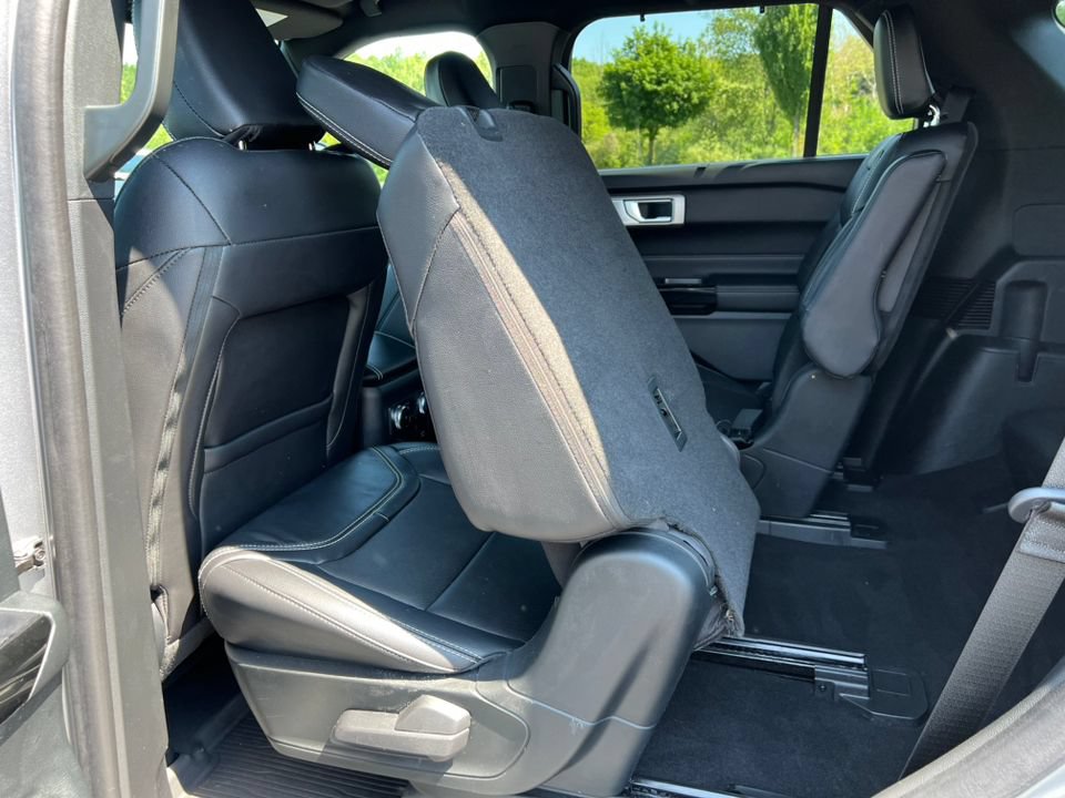 Certified 2024 Ford Explorer ST w/ Equipment Group 401A AWD/4WD image 6