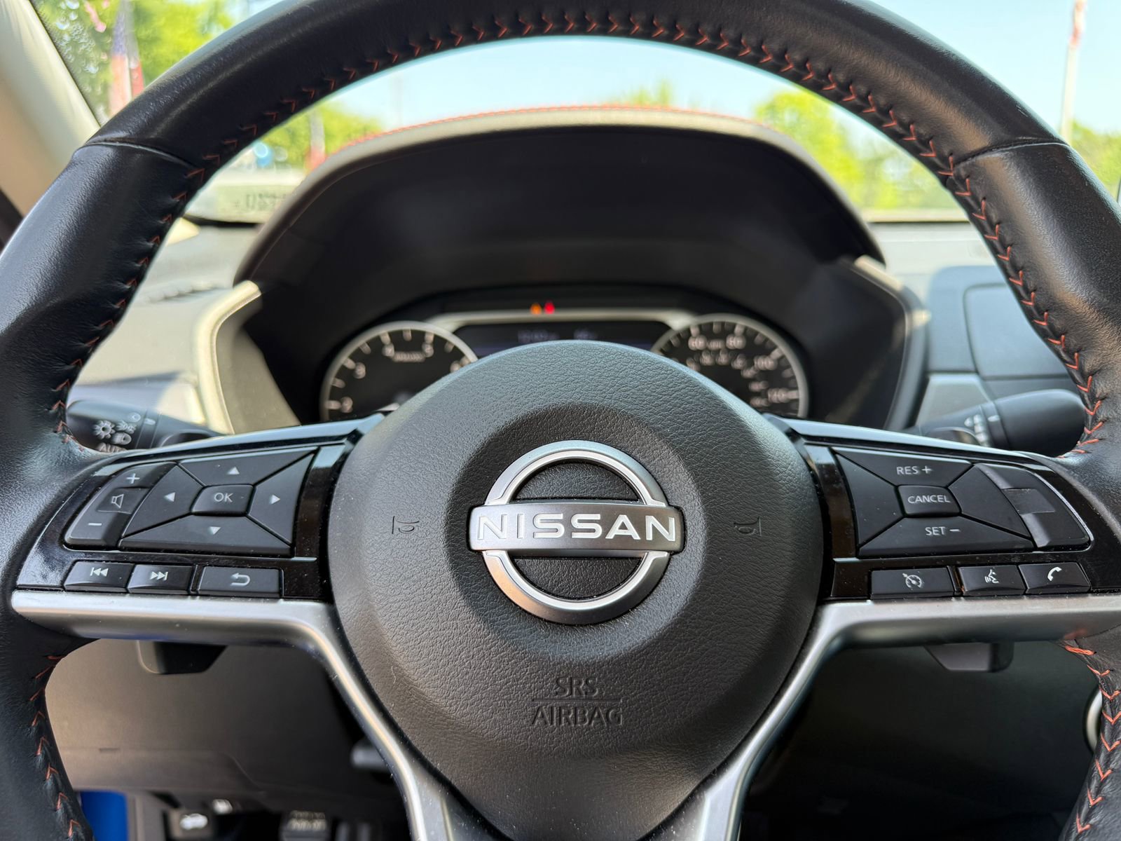Used 2025 Nissan Altima 2.5 SR FWD image 19