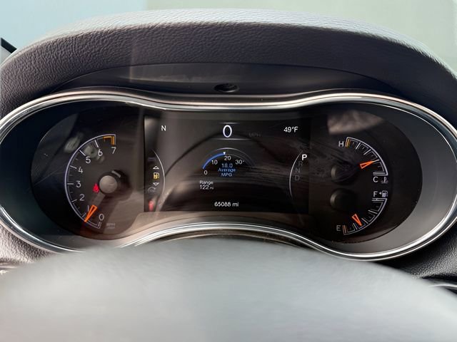 Used 2021 Jeep Grand Cherokee Laredo X image 21