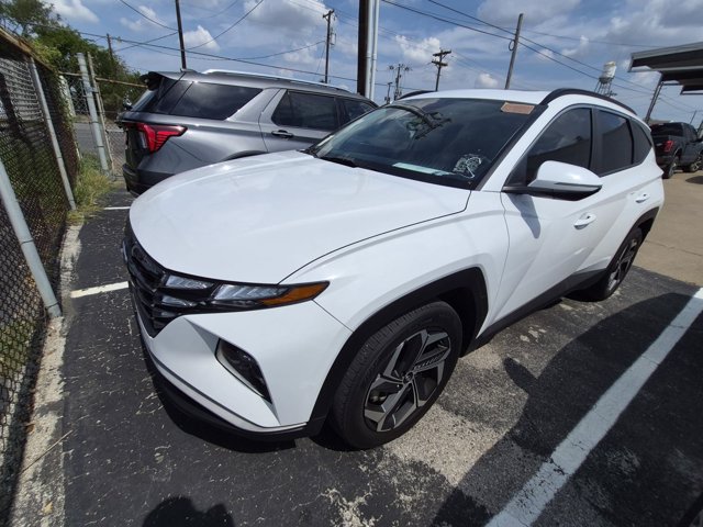 Used 2023 Hyundai Tucson SEL w/ Convenience Package FWD image 2