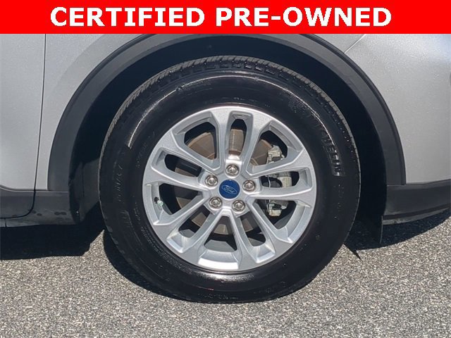 Certified 2020 Ford Escape SE image 12